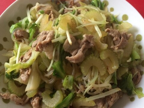 ヘルシー！豚肉としらたきのオイスターソース炒め